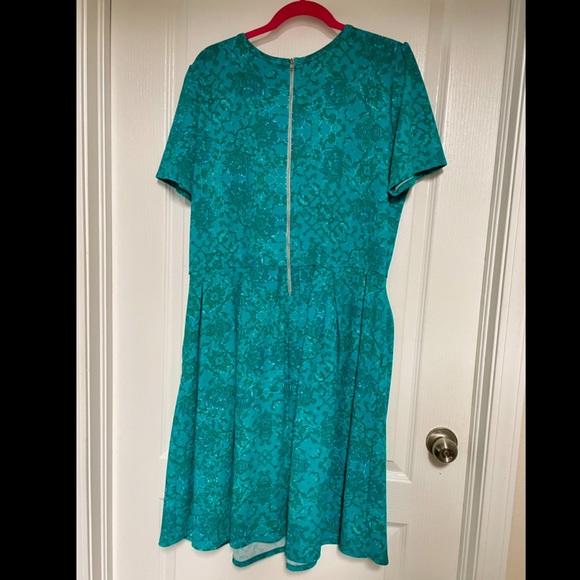 PLUS LLR LuLaRoe Amelia Textured Fit n Flare Dress 3XL 3X 24 24W - Picture 2 of 3